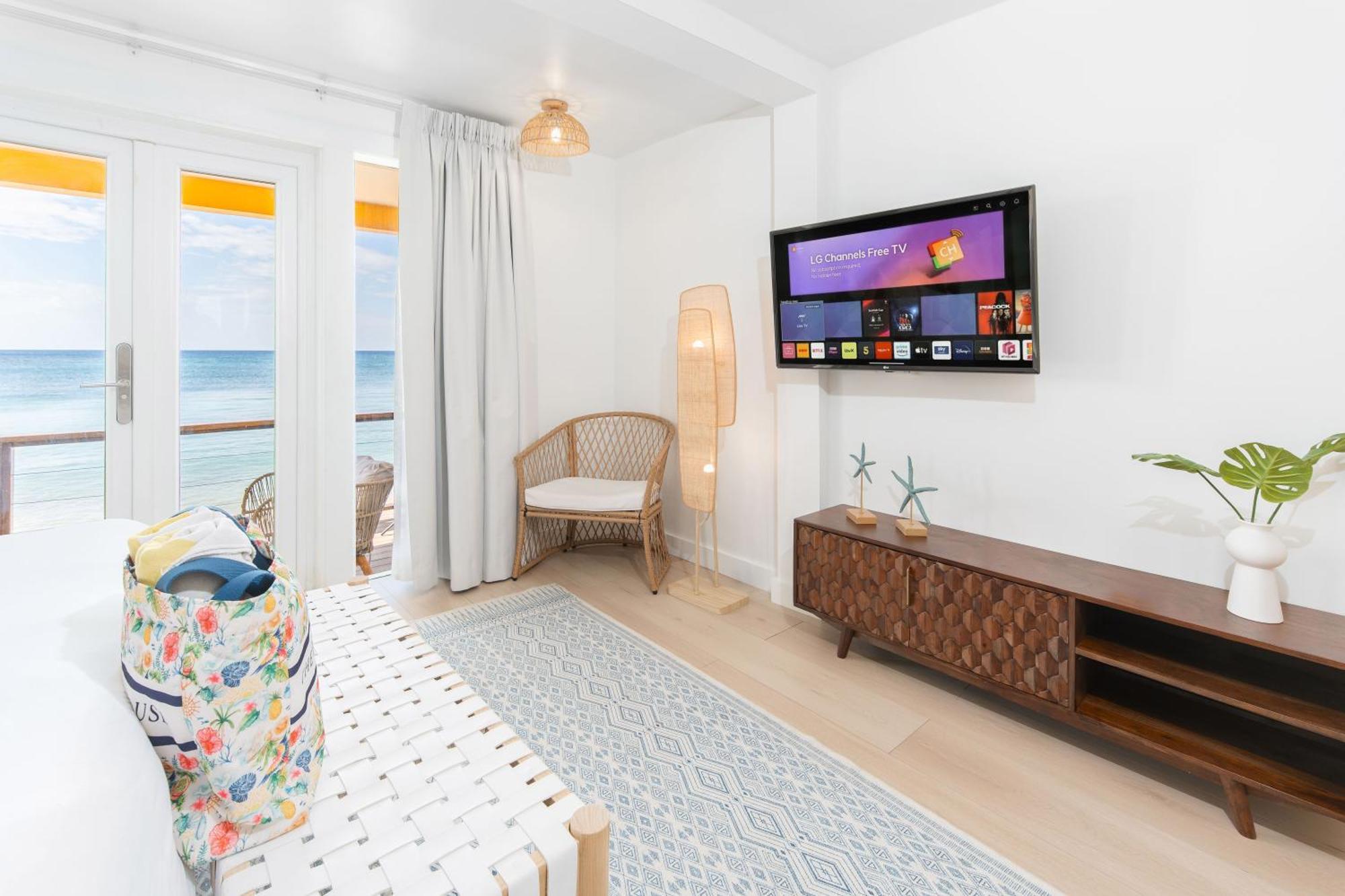 The Beach House Boutique Hotel West End Dış mekan fotoğraf